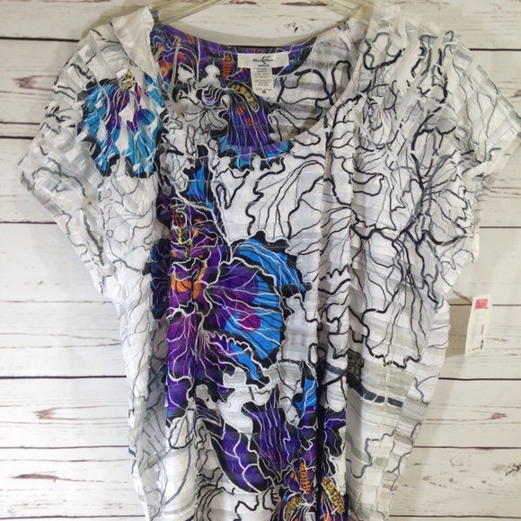 Moa Moa Woman Tops - Moa Moa Woman White Ruffled Floral Print Top 2X